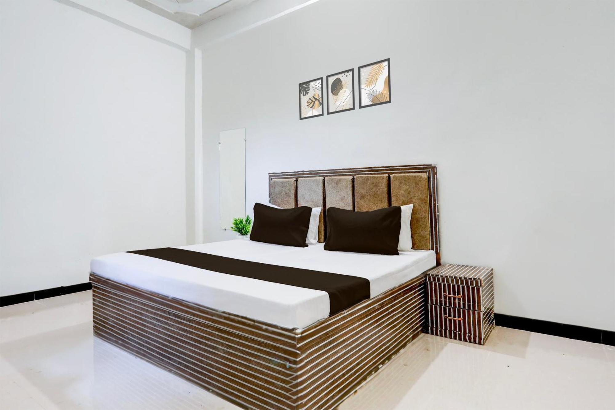 Hotel O Kanha Galaxy Brothers Group كانبور المظهر الخارجي الصورة