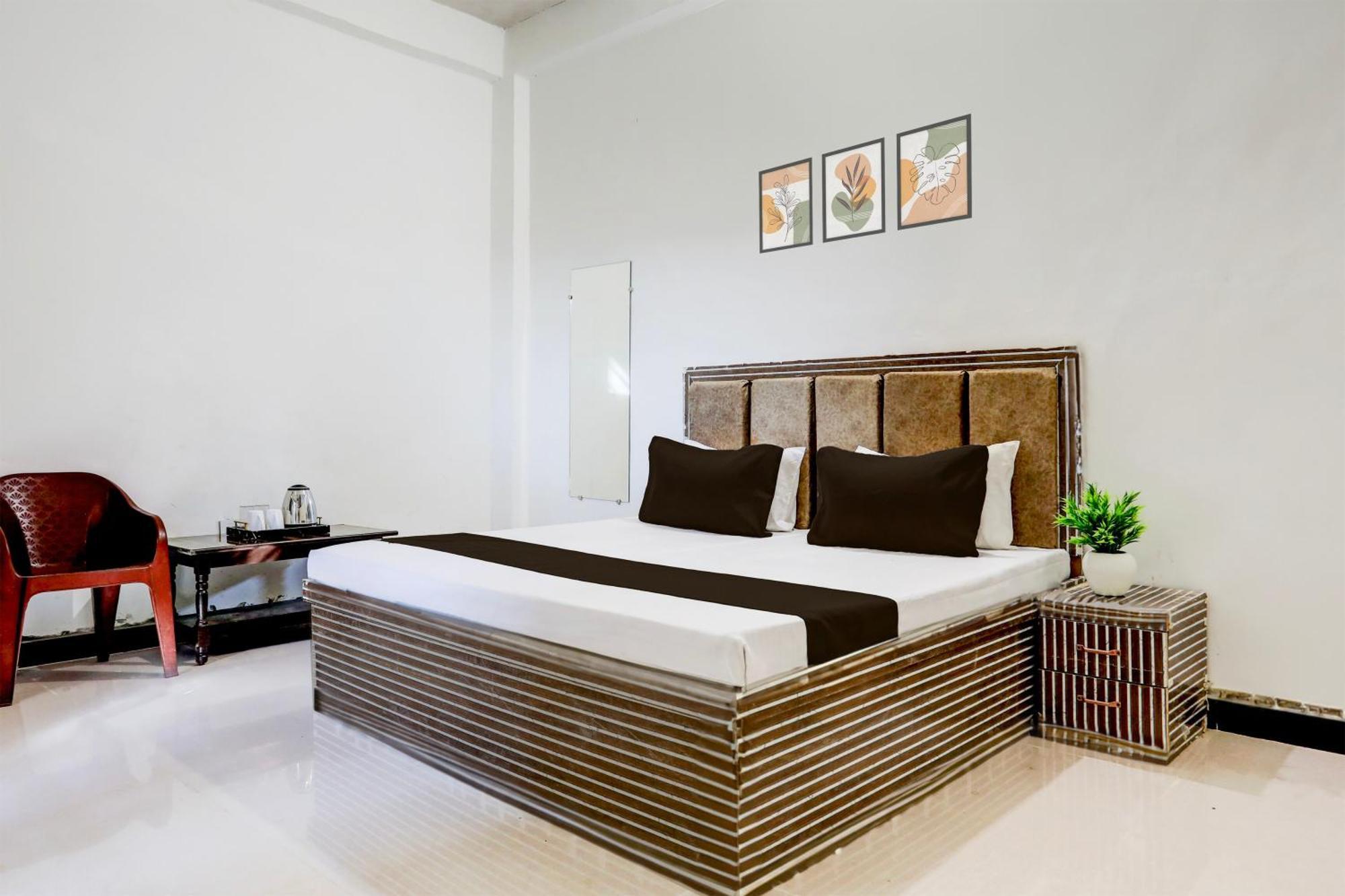 Hotel O Kanha Galaxy Brothers Group كانبور المظهر الخارجي الصورة